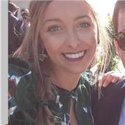 Doy clases particulares desde los 0 a los 15 años. De los 0-6 años a través del juego e introducción-toma de contacto con una segunda lengua